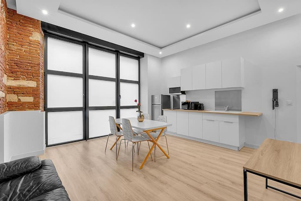 Loft Toulousain Atypique Renove A Neuf Тулуза Экстерьер фото